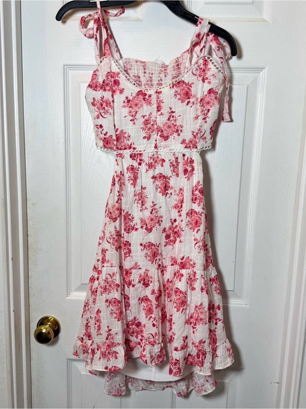 White and Pink Floral Tie-Strap Casual Sundress